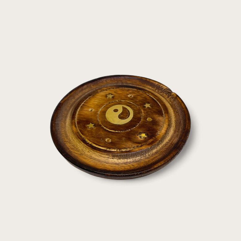 Vīraka turētājs apaļš ar misiņu no mango koka Iņ un Jaņ